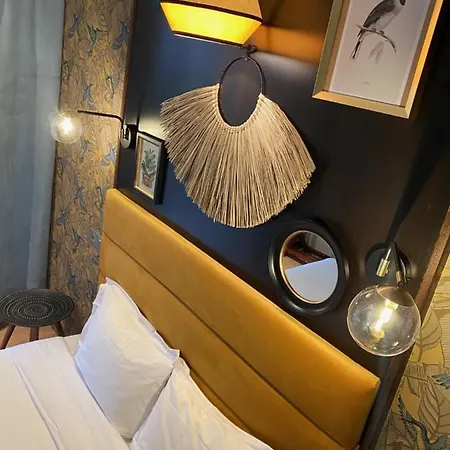 Cors'hotel Hotel