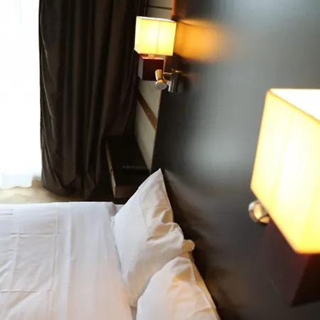Cors'hotel Hotel 3*