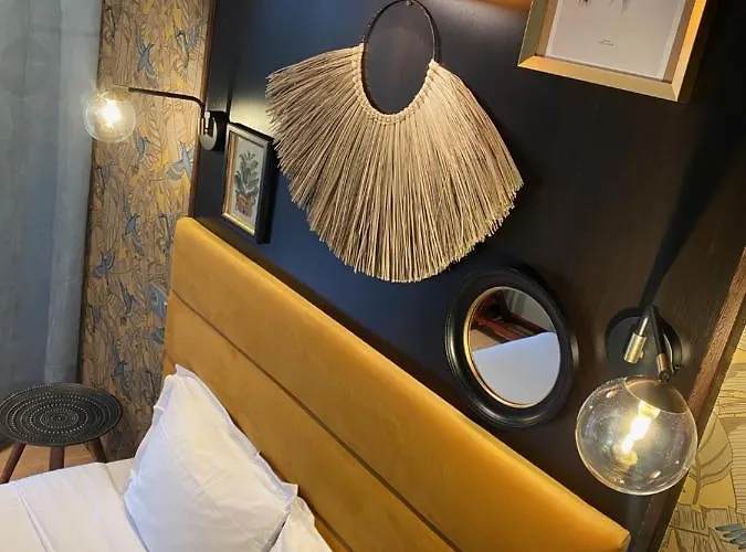 Cors'hotel Hotel