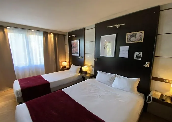 Cors'hotel Hotel
