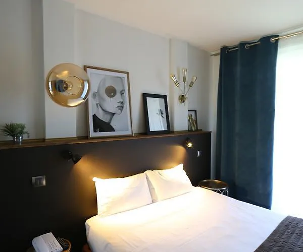 Cors'hotel Hotel