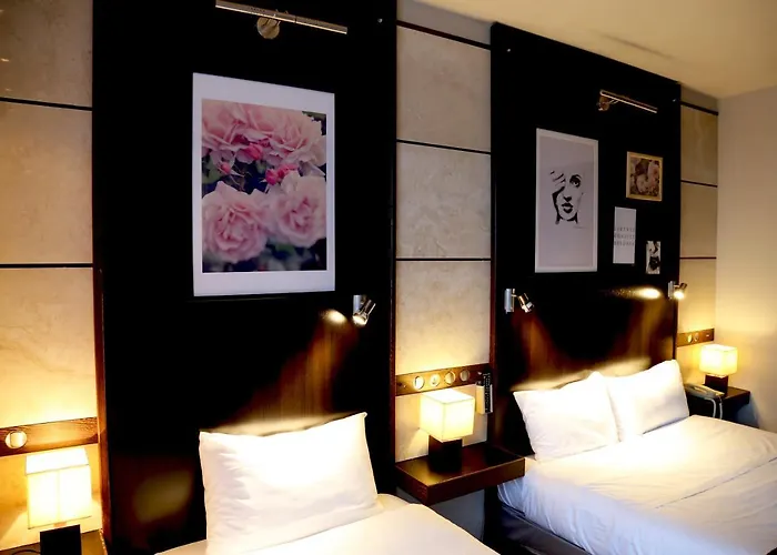 Cors'hotel Hotel